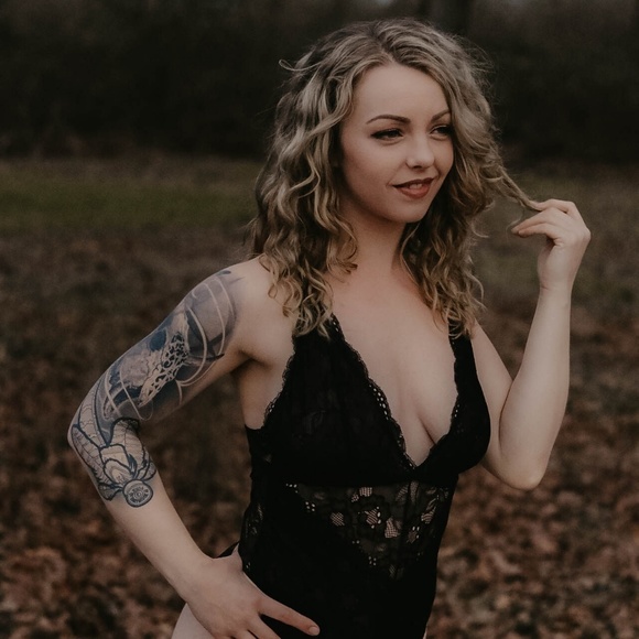 Meet your Posher, Summer - Picture 2 of 4